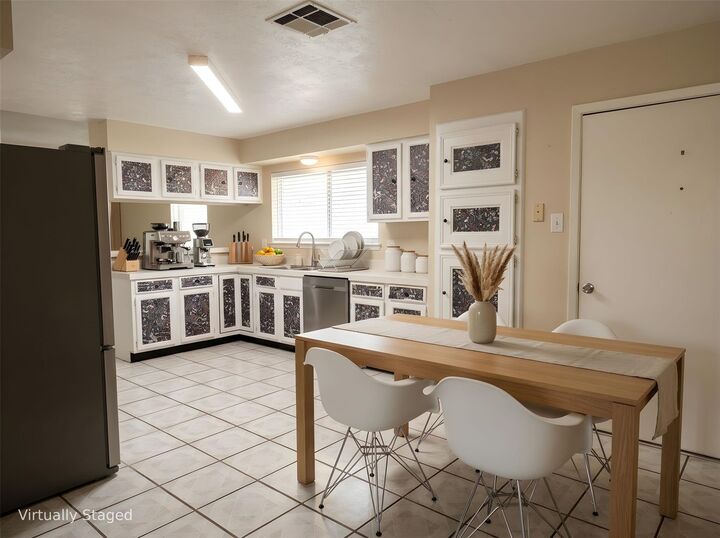 Property Photo:  17415 Mallett Street  TX 77532 