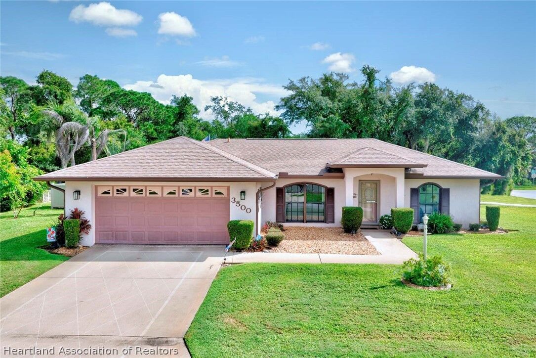 Property Photo:  3500 Osca Street  FL 33872 