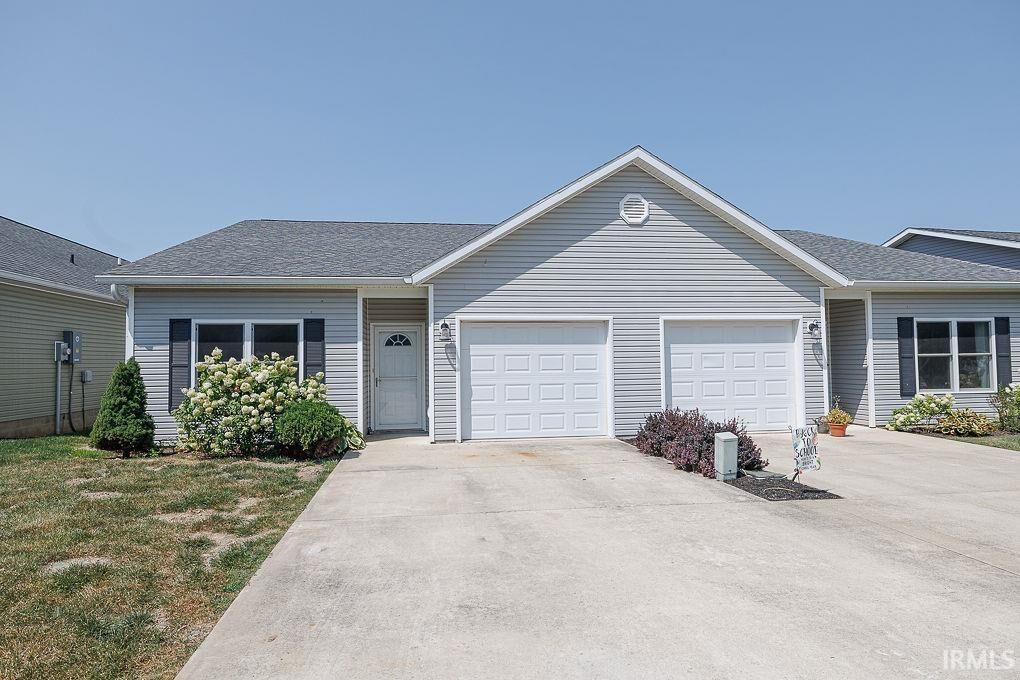 Property Photo:  564 S Fieldstone Boulevard  IN 47403 