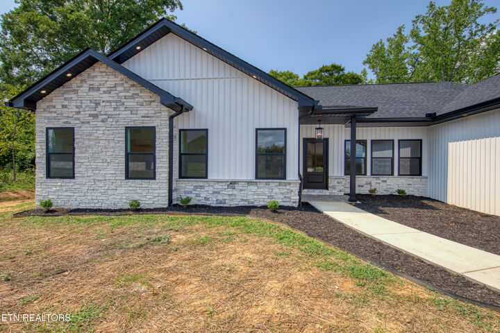 Property Photo:  3259 Sandpiper Court  TN 37764 