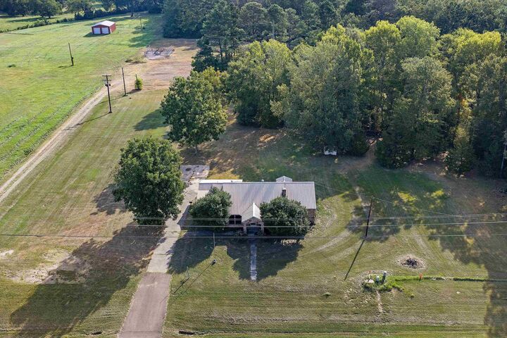 Property Photo: 1797 S US Highway 59 TX 75633