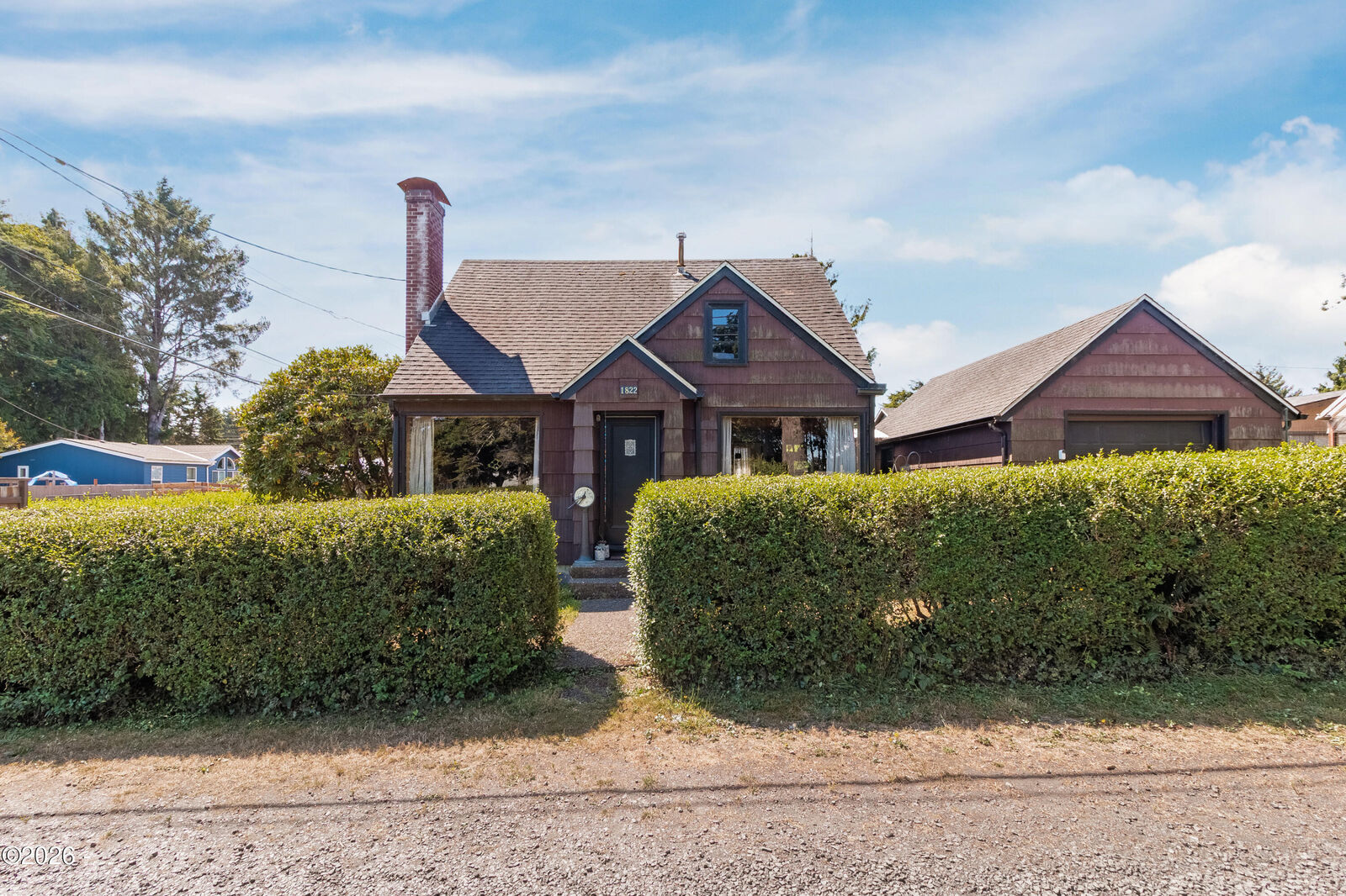 Property Photo: 1822 SE 2nd Street OR 97367