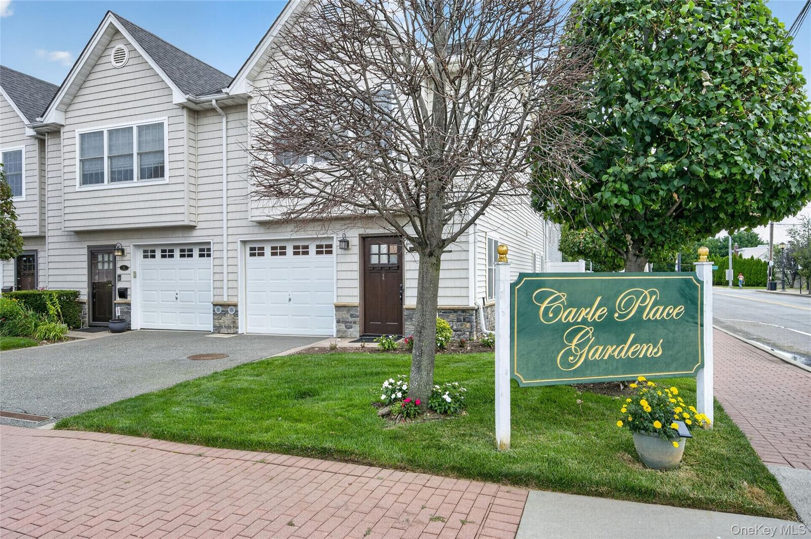 Property Photo:  1 Koch Place  NY 11514 