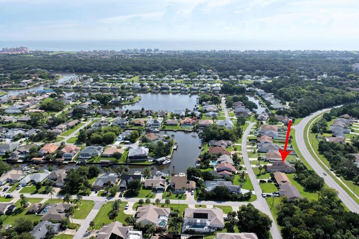 Property Photo:  40 Collingwood Lane  FL 32137 