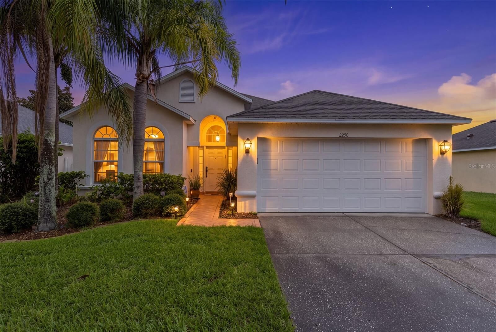Property Photo: 2250 Oakington Street FL 34787