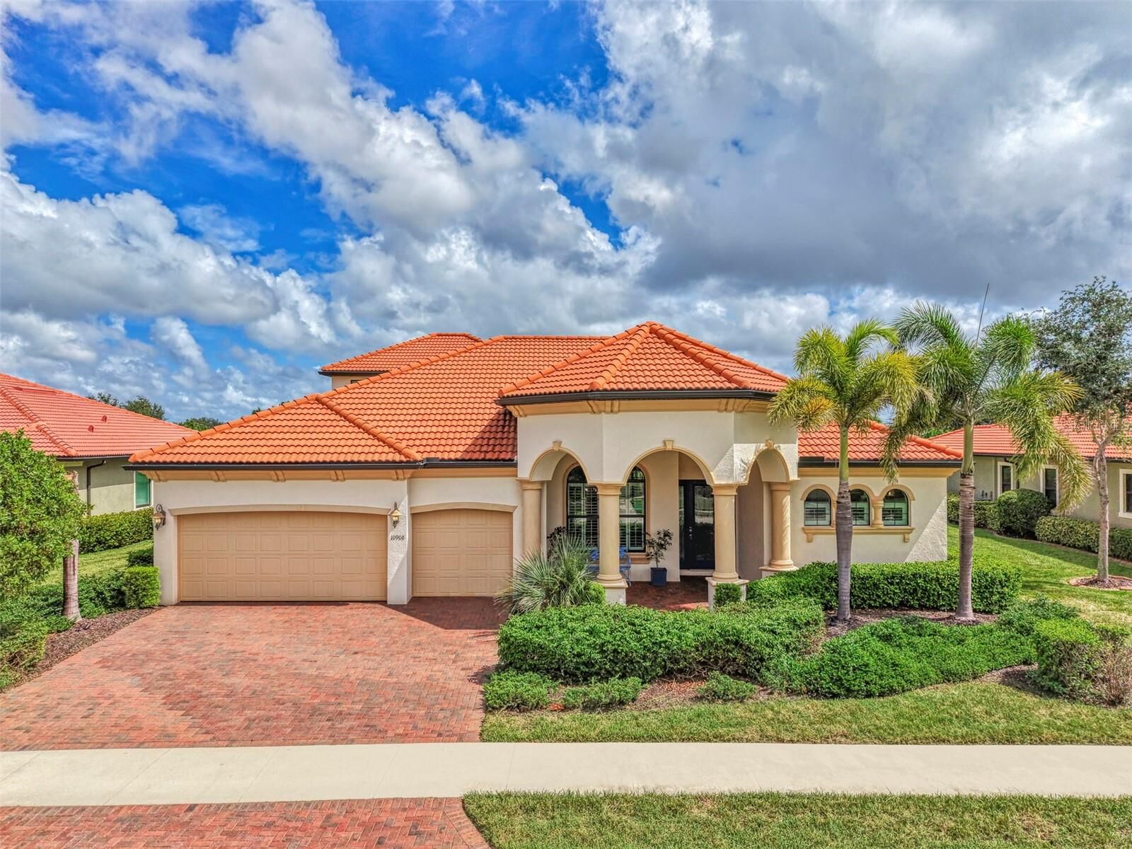 Property Photo: 10908 Bullrush Drive FL 34293