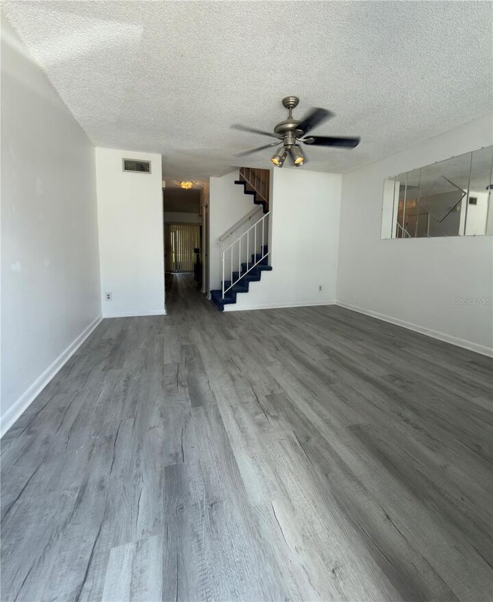 Property Photo:  6630 121st Avenue 6  FL 33773 
