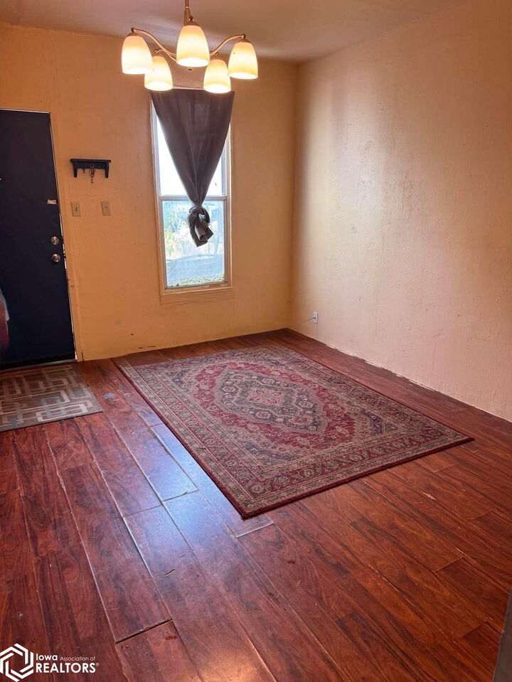 Property Photo:  1524 Concert Street  IA 52632 