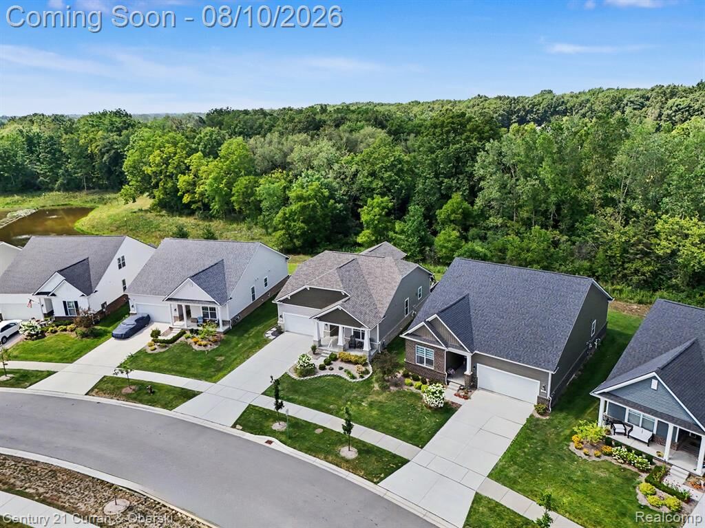 Property Photo:  3631 Park Creek Lane 50  MI 48188 2964 