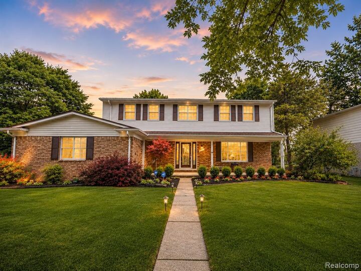 Property Photo: 2754 Denise Drive MI 48085 3911
