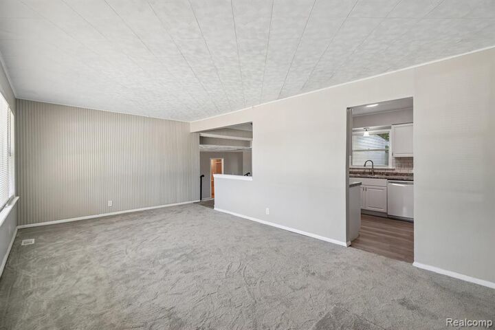 Property Photo:  25865 Firwood Avenue  MI 48089 4191 