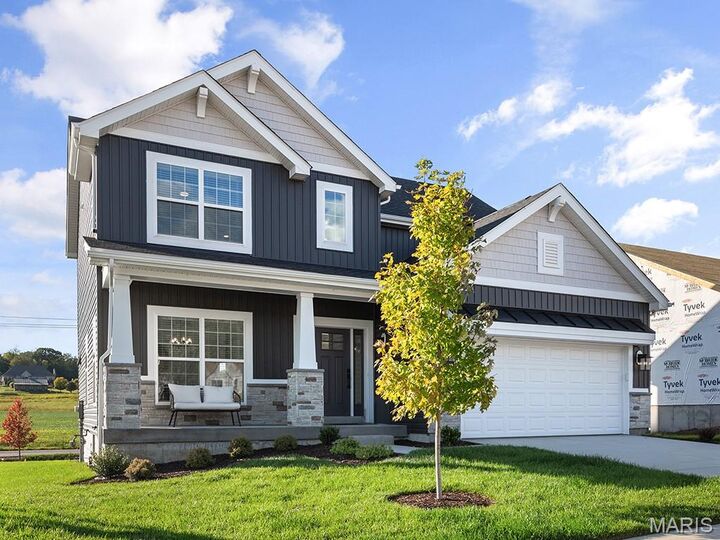 Property Photo: 2 Royal Ii At Walnut Hills MO 65109