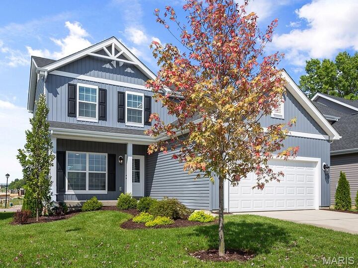 Property Photo: 2 Berwick At Walnut Hills MO 65109