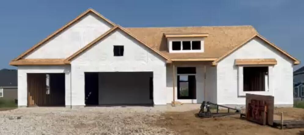 Property Photo: W246n7544 Overland Rd WI 53089