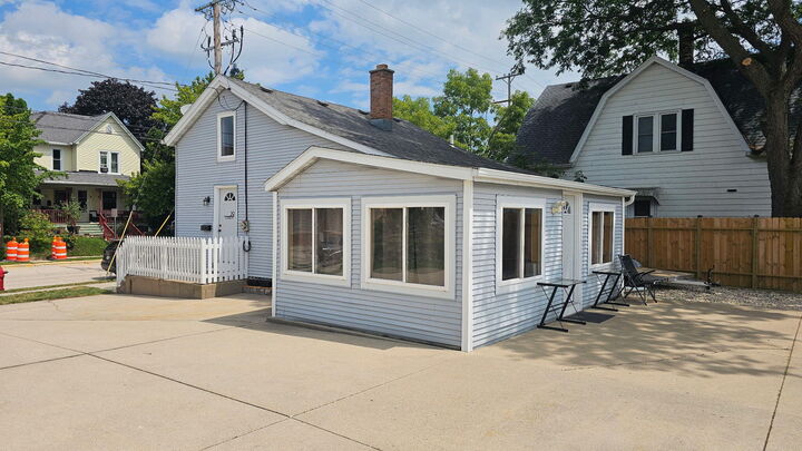 Property Photo: 29 E State St WI 53027