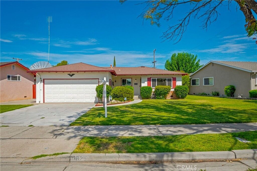 Property Photo: 1625 Osborn Terrace CA 95301