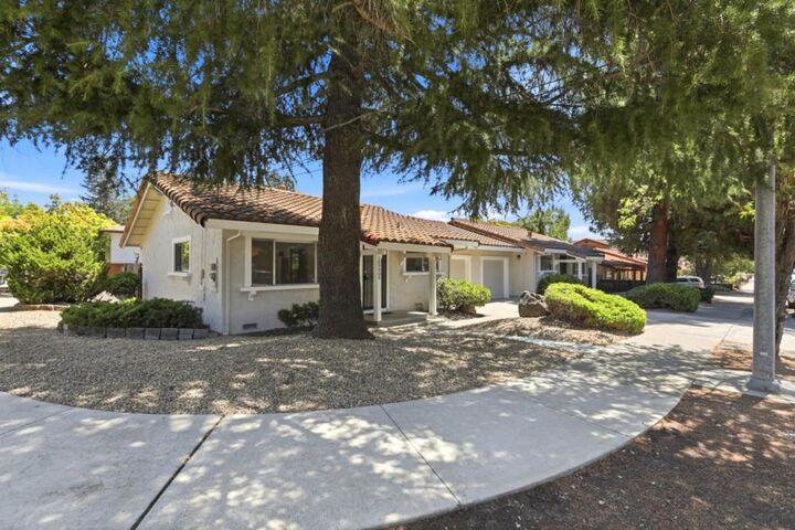 Property Photo:  16990 Barnell Avenue  CA 95037 