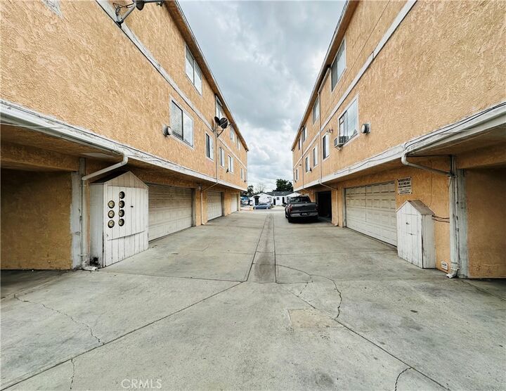 Property Photo: 6763 Foster Bridge CA 90201