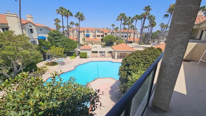 Property Photo:  4235 Harbour Island  CA 93035 