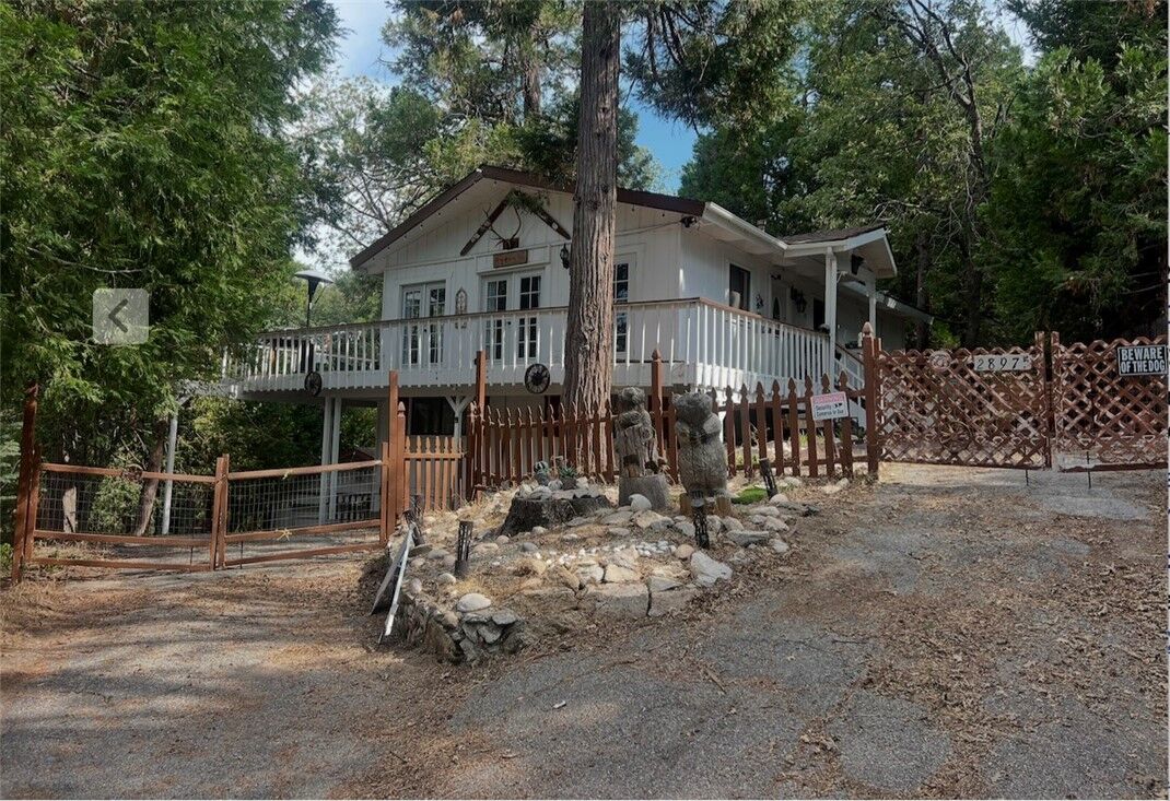 Property Photo:  28975 Alder Terrace  CA 92321 
