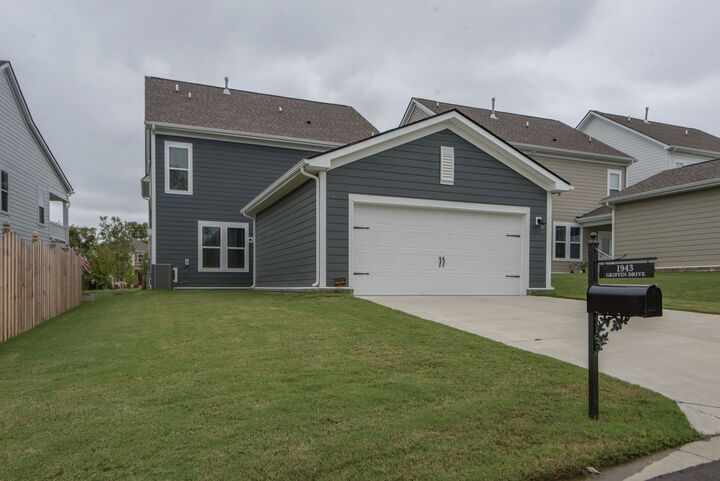 Property Photo: 1943 Griffin Dr TN 37067