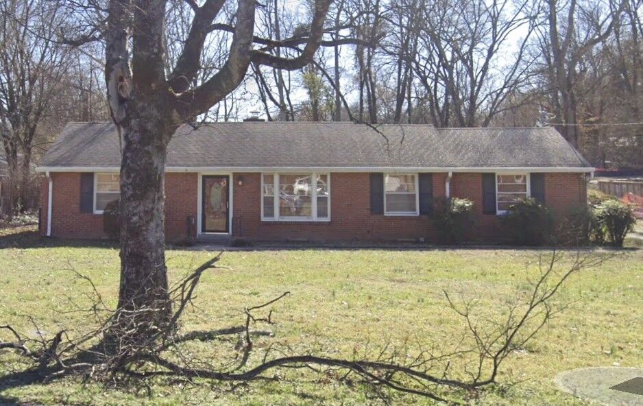 Property Photo: 115 Battle Ave TN 37064