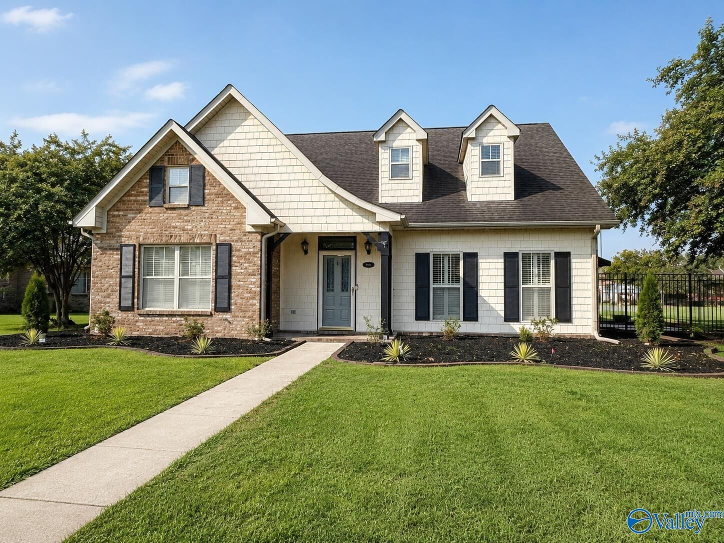 Property Photo:  711 Appaloosa Lane  AL 35603 