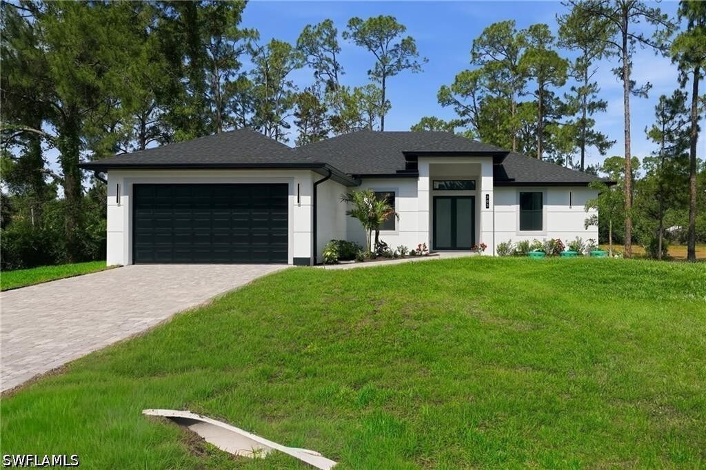 Property Photo:  303 McArthur Avenue  FL 33936 