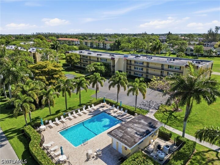 Property Photo:  1086 Forest Lakes Drive 106  FL 34105 