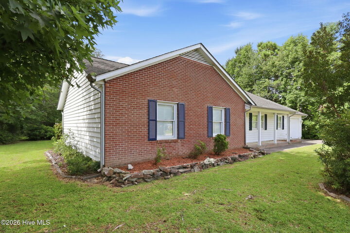 Property Photo: 3605 Plantation Road NC 28557
