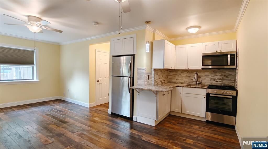 Property Photo: 3021 Edwin 2J NJ 07024