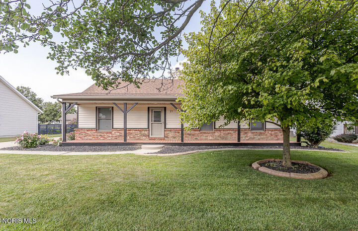 Property Photo: 21 Meadow Lane Drive OH 43515