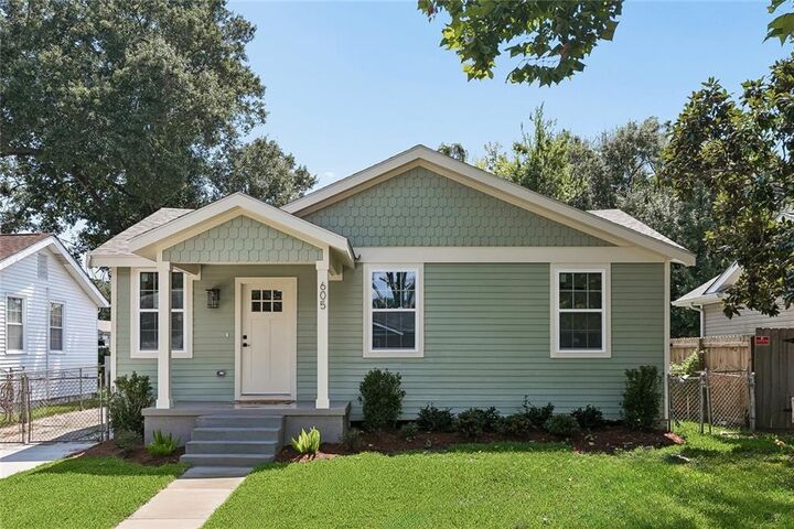 Property Photo: 605 Gelpi Avenue LA 70121