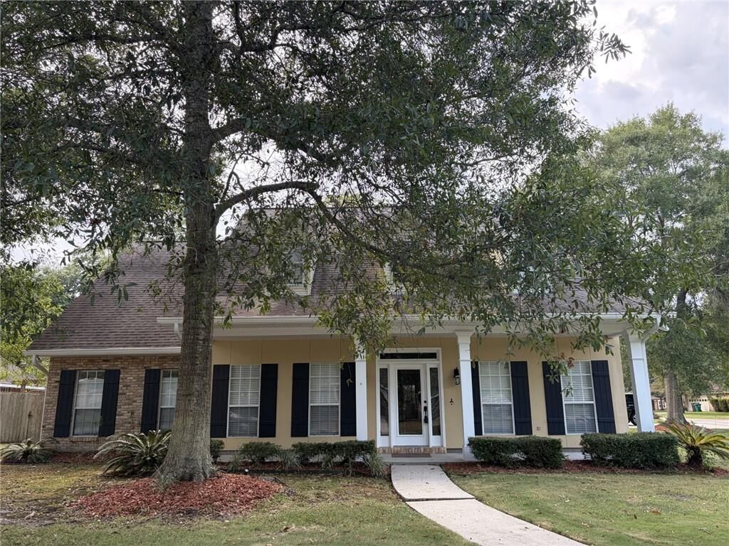 Property Photo: 115 Ayshire Court LA 70461