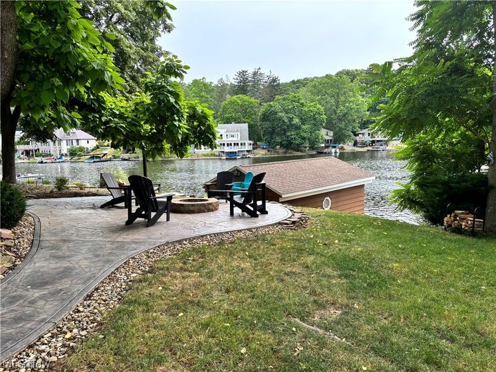 Property Photo:  4184 Hunsicker Drive  OH 44319 