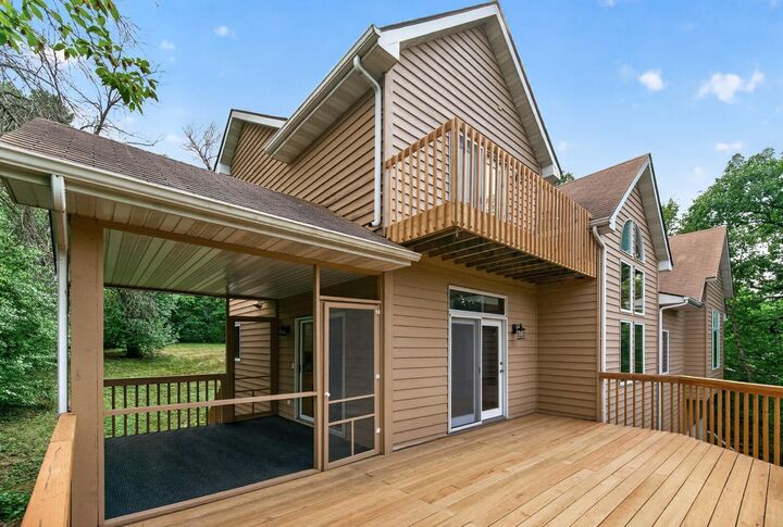 Property Photo: 9848 Oak Shore Drive MN 55044