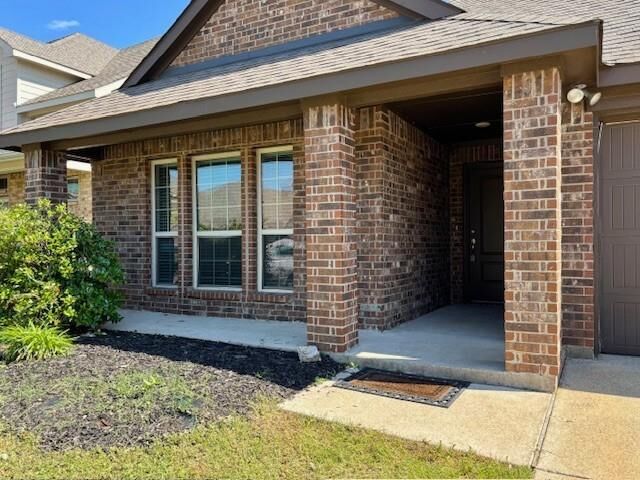 Property Photo:  609 Bassett Hall Road  TX 75189 