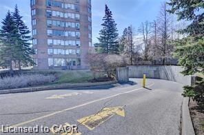 Property Photo:  3227 King Street E 1008  ON N2A 3Z9 
