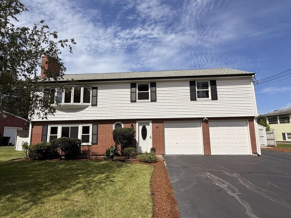 Property Photo:  6 Canterbury Rd  MA 01801 