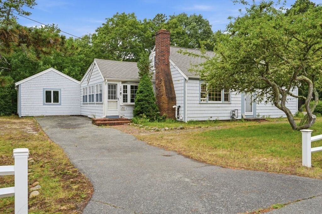 Property Photo:  127 Indian Trl  MA 02639 