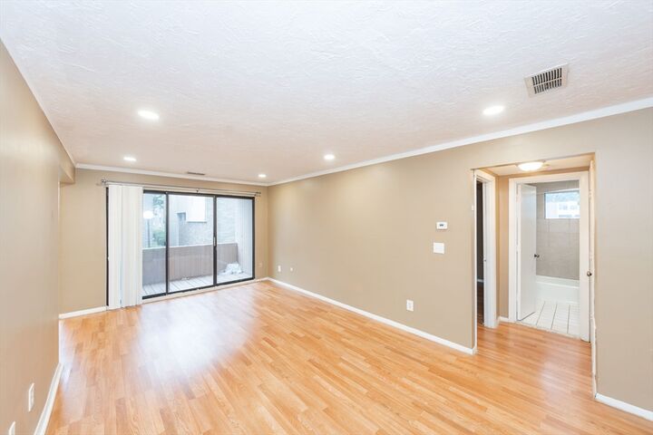 Property Photo:  30 Shrewsbury Greens Drive G  MA 01545 