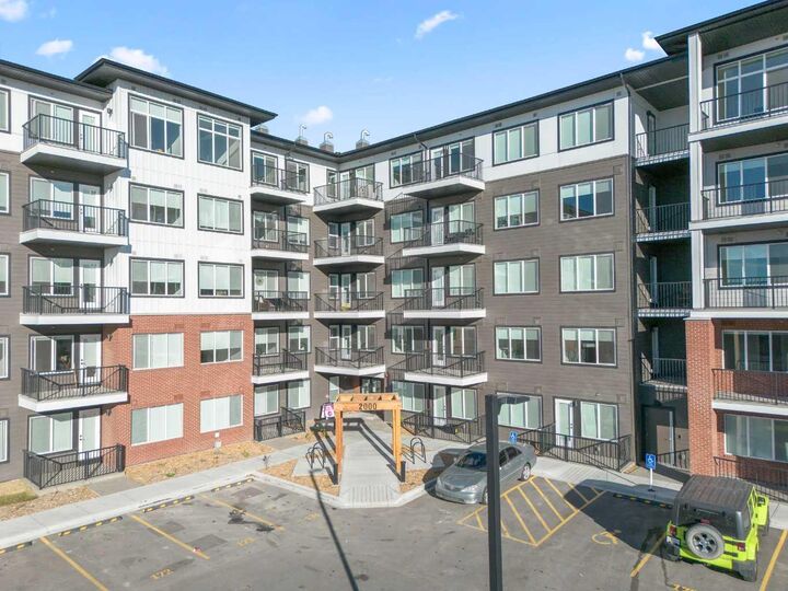 395 Skyview Parkway NE 2418 — photo 1