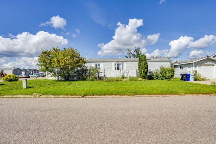 Property Photo: 248 Palomino Close AB T9H 5M2