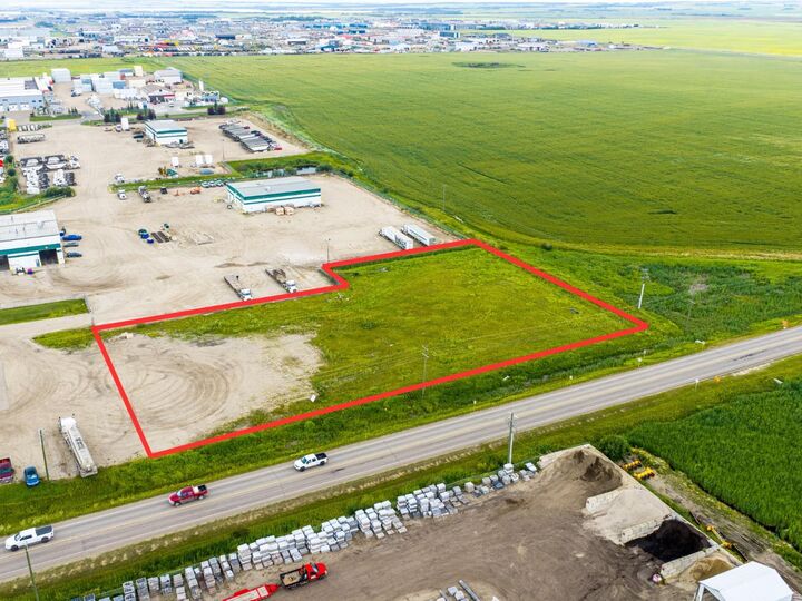Property Photo:  9655 132 Avenue  AB T8V 7N9 