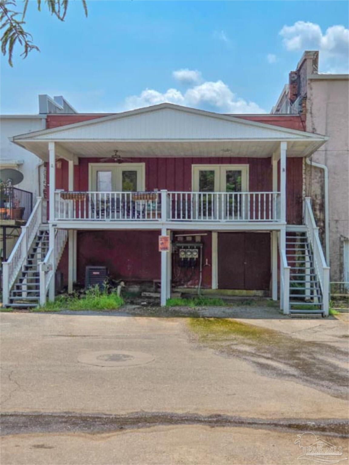Property Photo:  5236 Willing St  FL 32570 