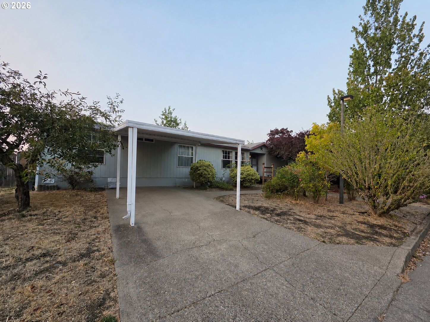 Property Photo:  2350 N Terry St 143  OR 97402 