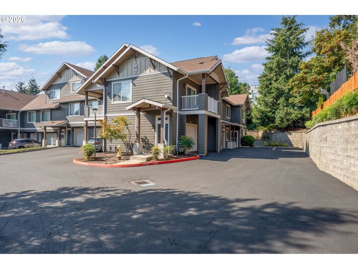 Property Photo:  10800 SE 17th Cir M152  WA 98664 