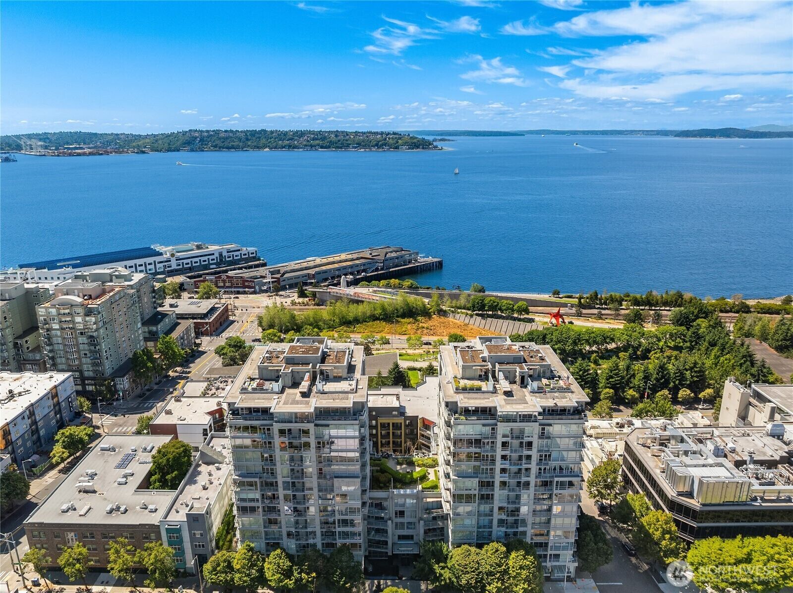 Property Photo:  2929  1st Avenue Ph5  WA 98121 