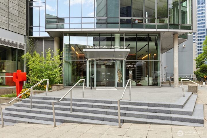 Property Photo: 10700 NE 4th St 434 WA 98004