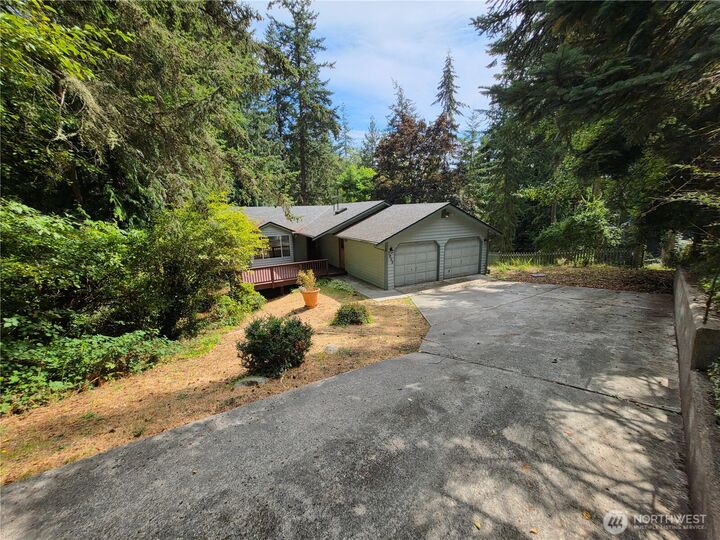 Property Photo:  7905  Decatur Avenue  WA 98236 